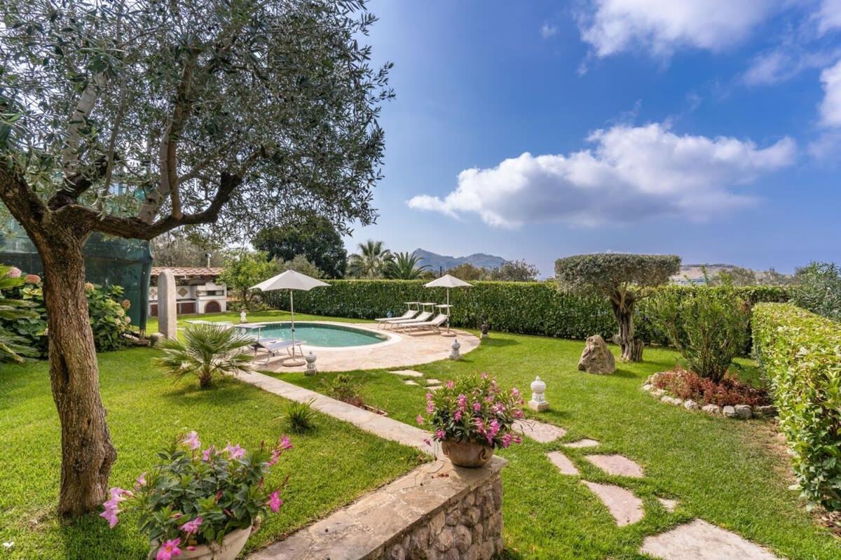 Villa Mimosa Rustic Elegance Views & Pool マッサ・ルブレンセ エクステリア 写真